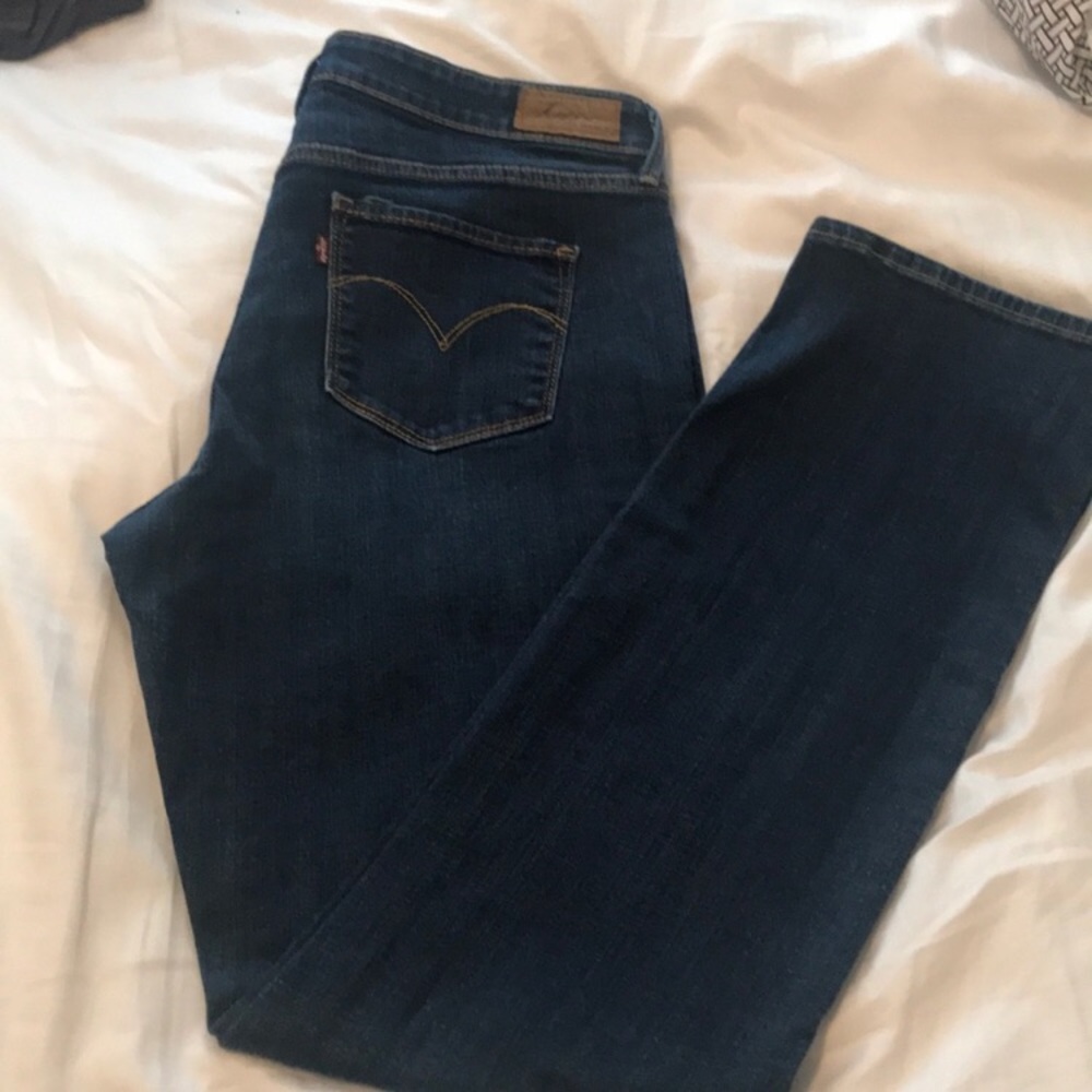 Levi’s curvy jeans